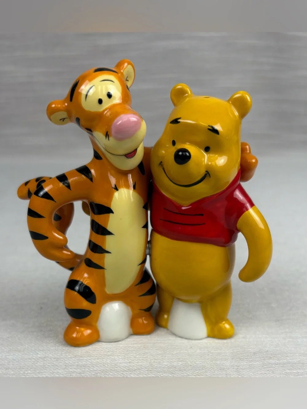 Disney Winnie the Pooh & Tigger Ceramic Shakers - Yellow, Orange & Red